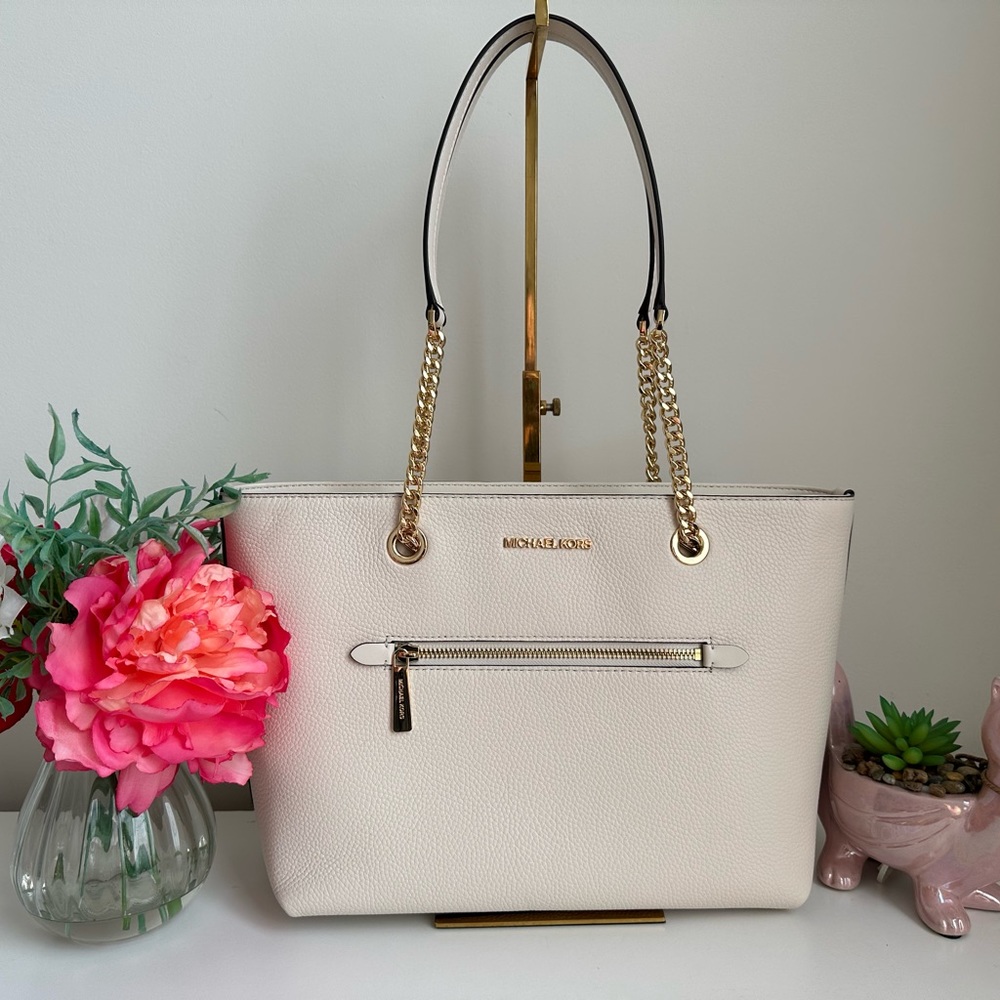 Michael Kors Jet Set Medium Leather Front Zip Chain Tote Light Cream